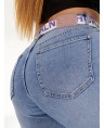 Джинсы женские MOM W1-003A - фото 3